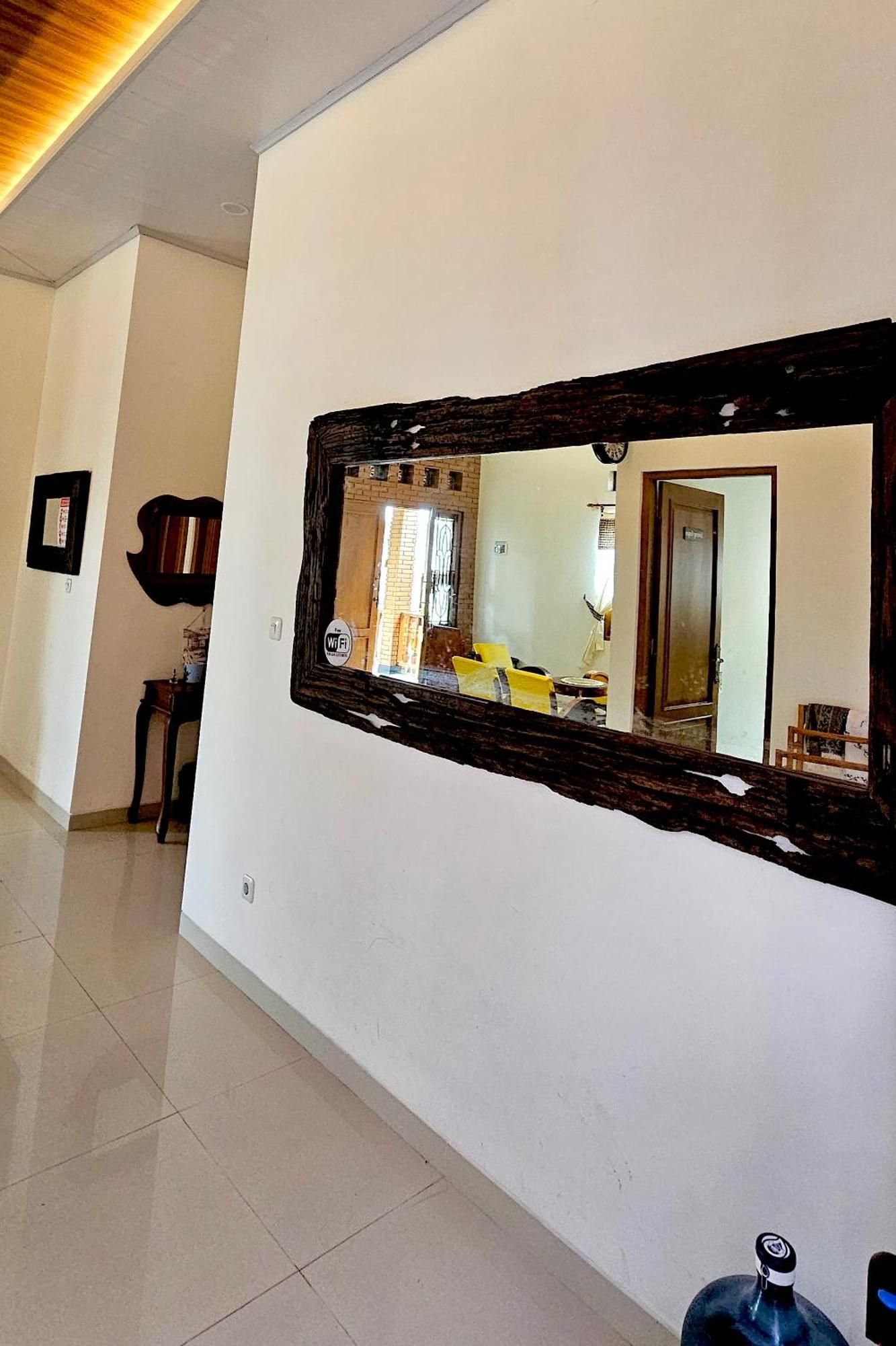 Omah Tabon Jogja - Close To Malioboro Yogyakarta Eksteriør bilde